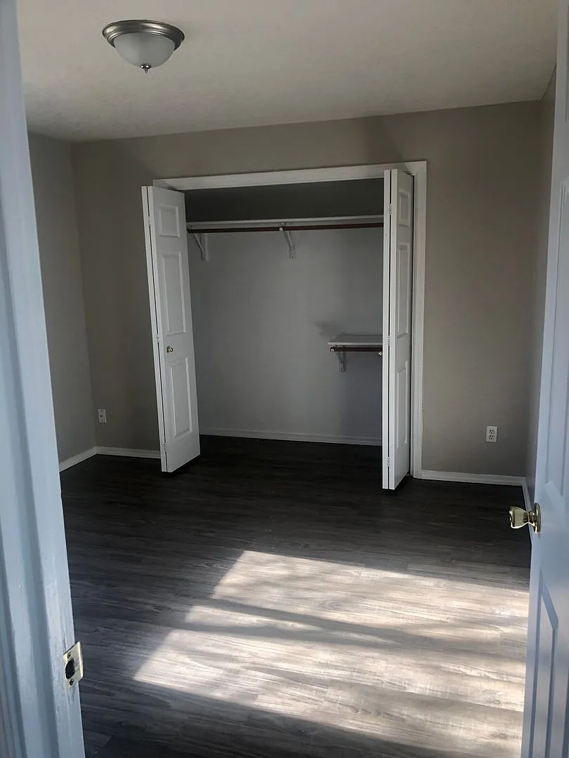 1423 E. Dakota Ave — Photo 2