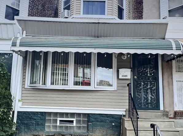 2504 S 68th St, Philadelphia, PA 19142