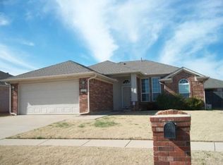 16129 Wind Dr, Edmond, OK 73013