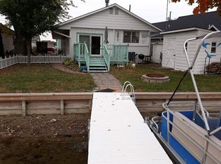 27 E Ireland Dr, North Manchester, IN