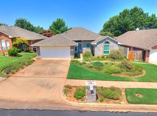 428 Waterfront Dr, Norman, OK 73071