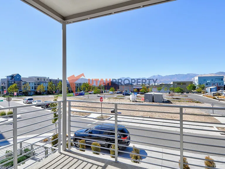 11219 S Clear Blue Dr — Photo 30