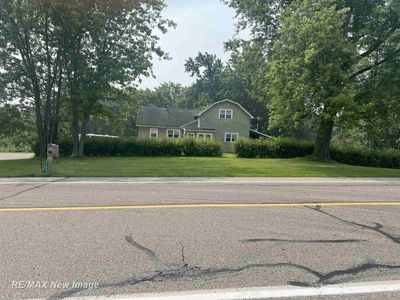 2194 Imlay City Rd, Lapeer, MI, 48446