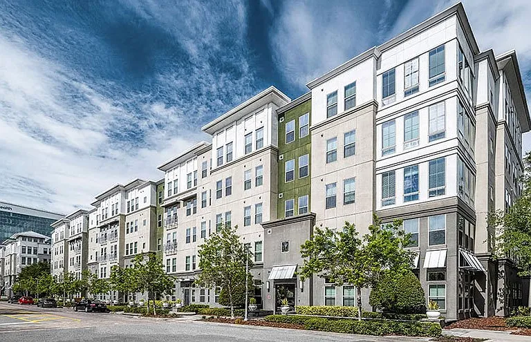 The Ivy Residences at Health Village Apartment Homes — Photo 15