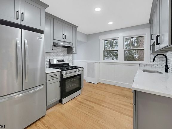 2nd image of 173 Runnymede Rd