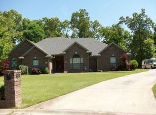 1333 Settlers Ct, White Hall, AR 71602