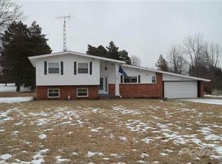 8434 N Bray Rd, Mount Morris, MI 48458