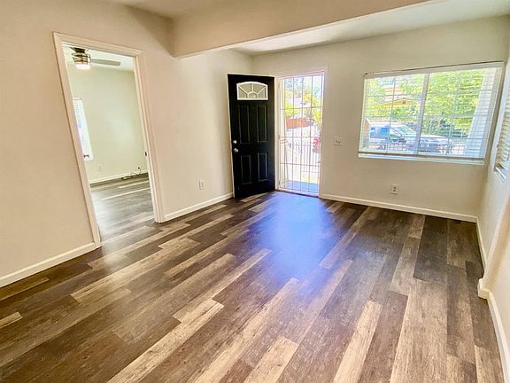 4th image of 3209 33rd St #3209