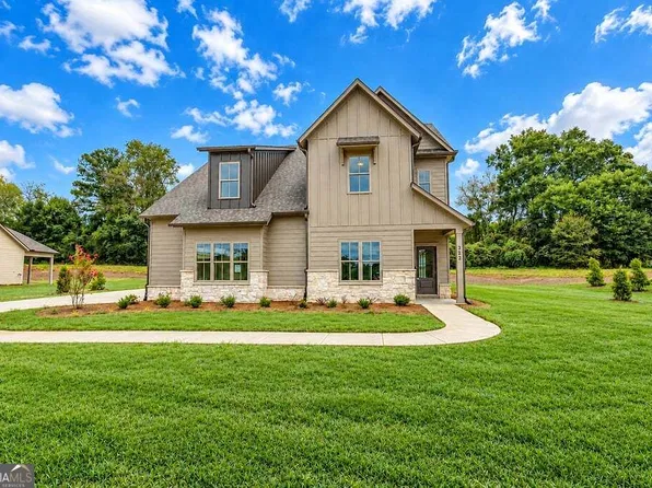 362 Races Rd, Hoschton, GA 30548