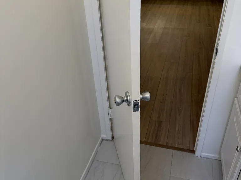 4310 Ventura Cyn Ave — Photo 27
