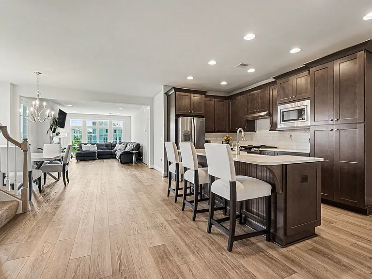 1318 Revival Dr — Photo 6