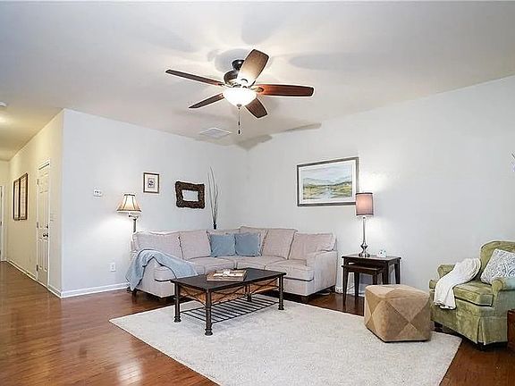 4th image of 13769 Singleleaf Ln