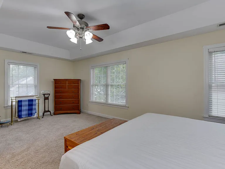 4609 Town Creek Dr — Photo 21