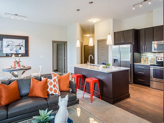 Entertaining Kitchen