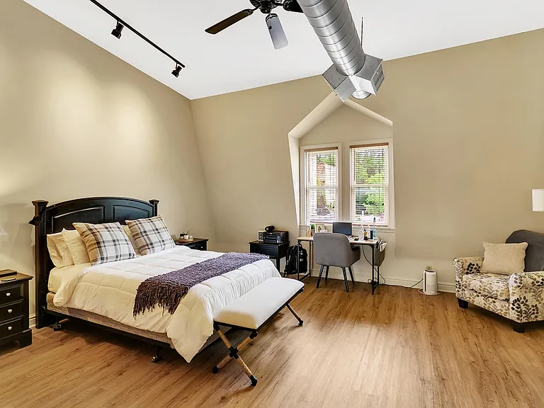 3507 Butler St #3 — Photo 13