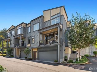 2958 76th Pl SE UNIT 103, Mercer Island, WA 98040