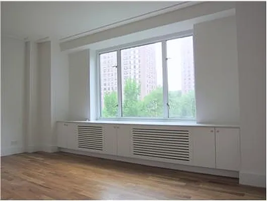 Rented by Douglas Elliman | media 29