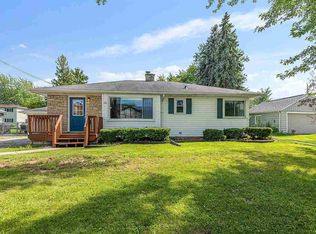 112 Lennox St, Neenah, WI 54956