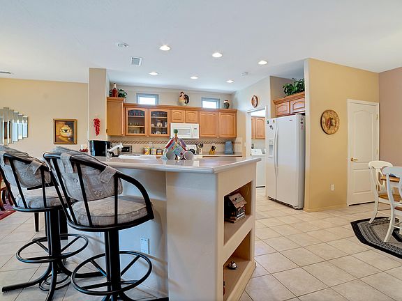 4th image of 15821 W Bridgewater Way