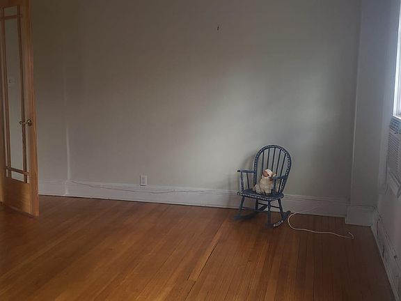 3rd image of 76 Belvedere Dr Floor 2