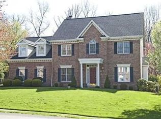 211 Elmhurst Cir, Cranberry Township, PA 16066