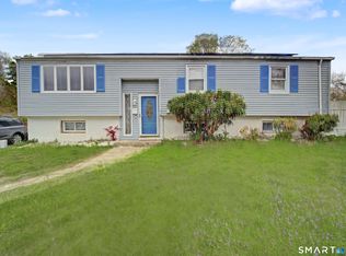 20 Quarry Hill Rd, Waterbury, CT 06706