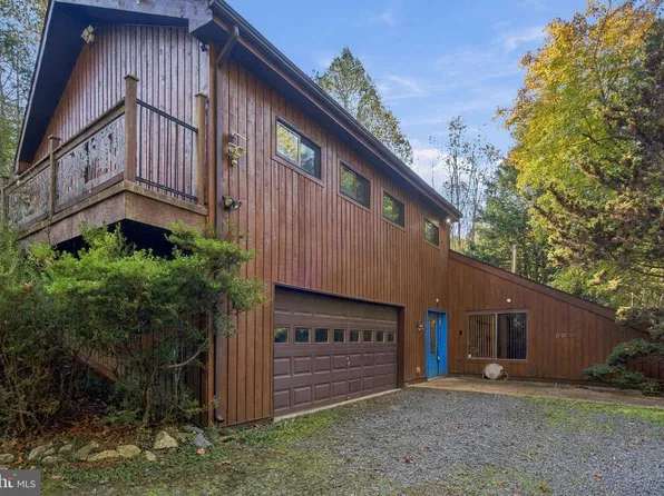 8337 Morningside Dr, Manassas, VA 20112