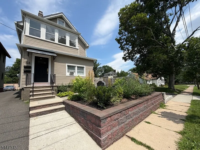 54 Label St #2