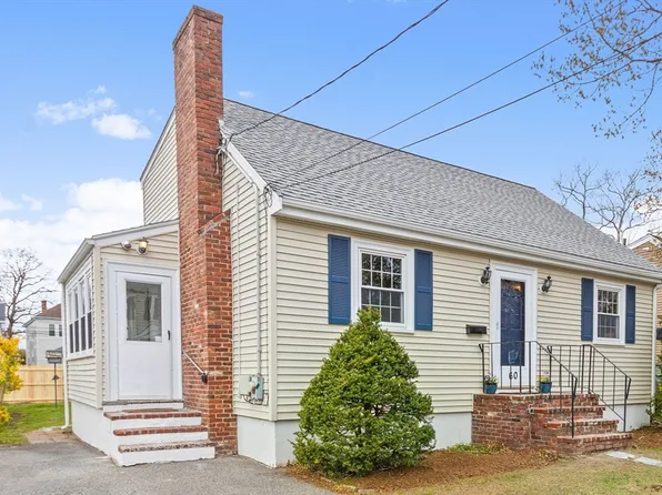 60 Fleming St, Dedham, MA 02026