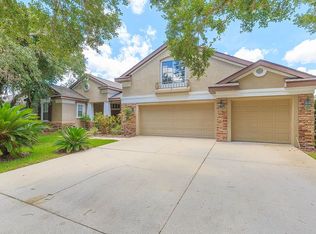 5904 Jaegerglen Dr, Lithia, FL 33547