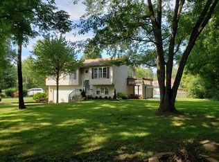 10306 Wilmette Ave, Algonquin, IL 60102