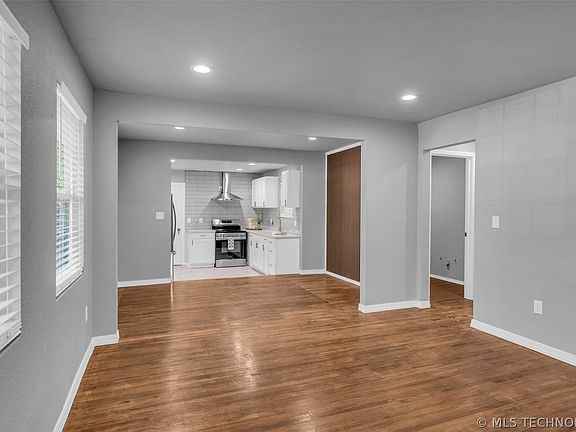 4th image of 4681 N Boulder Ave