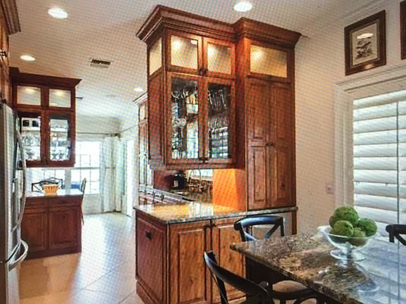 Breakfast Room & Kitchen