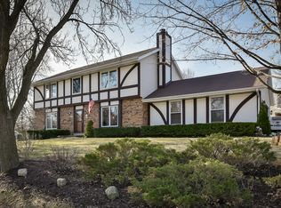 N81W14073 Eastwood Dr, Menomonee Falls, WI 53051