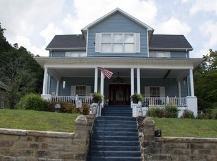 114 S College St, Pikeville, KY 41501