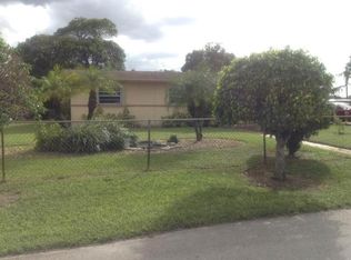 3992 NW 176th Ter, Miami Gardens, FL 33055