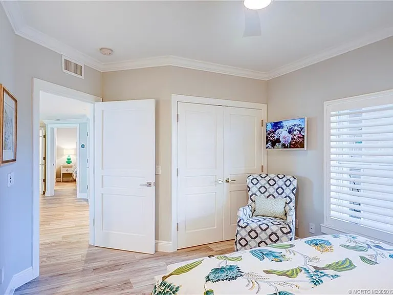 5799 NE Island Cove Way #1104 — Photo 28