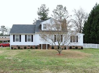 114 Saddletree Rd, Oxford, NC 27565