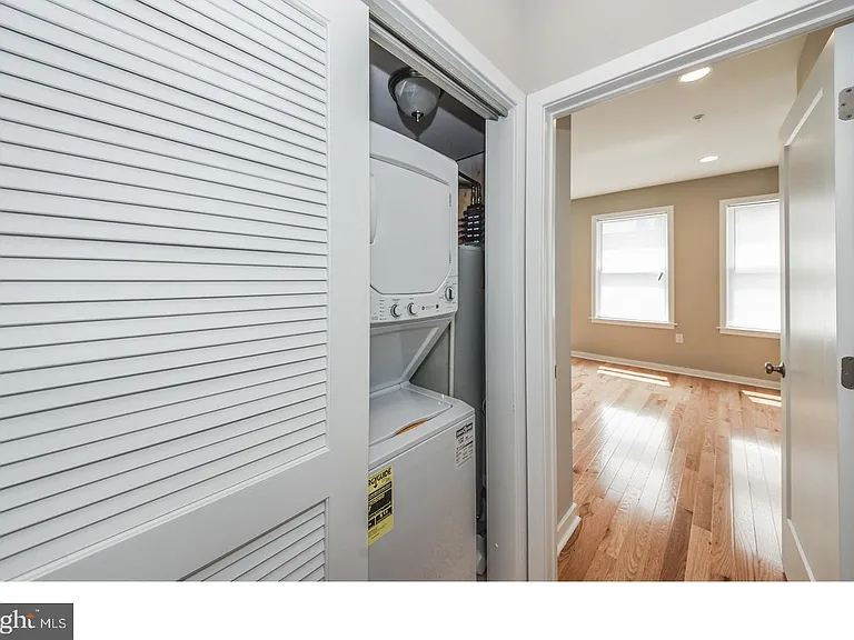 1735 Brandywine St #2 — Photo 17