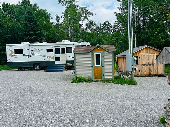 4th image of 1190 Bacon Rd