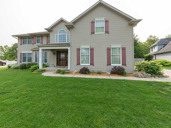 2nd image of 60546 Woodstock Dr