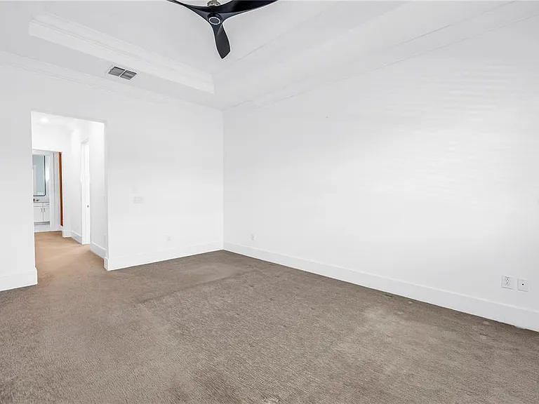 513 17th Ave E — Photo 39