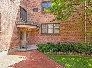 15 Beach Rd APT 3G, Great Neck, NY 11023