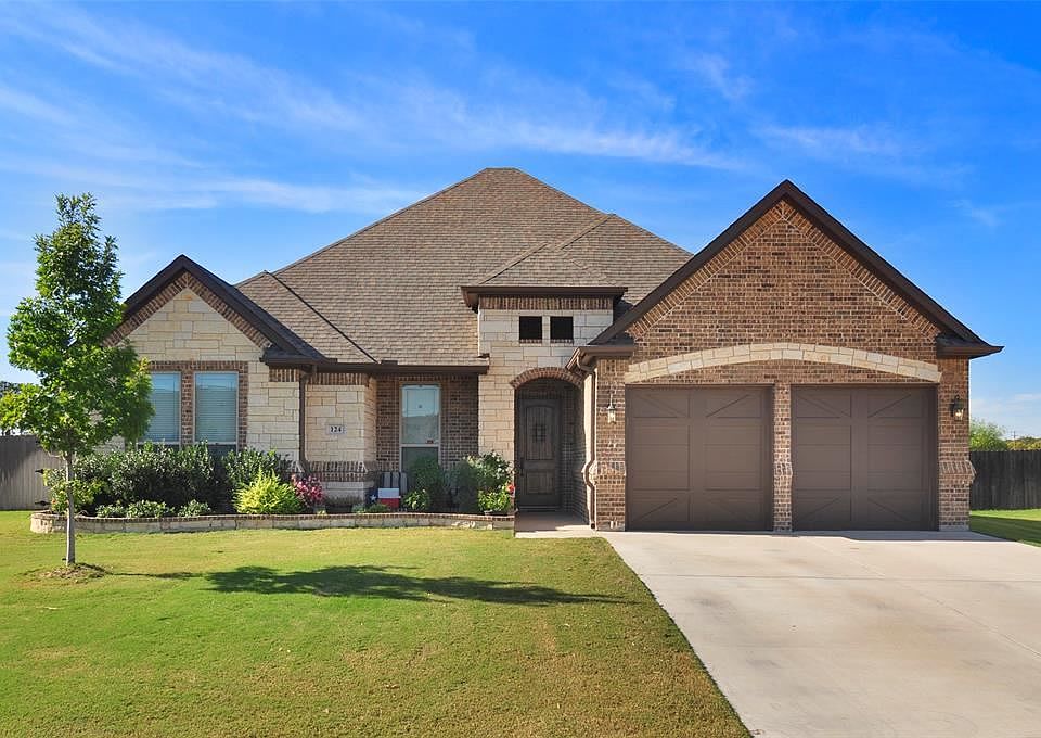 1st image of 124 Melbourne Dr