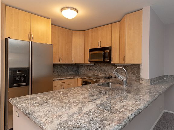 2nd image of 777 N Michigan Ave #Ua1208