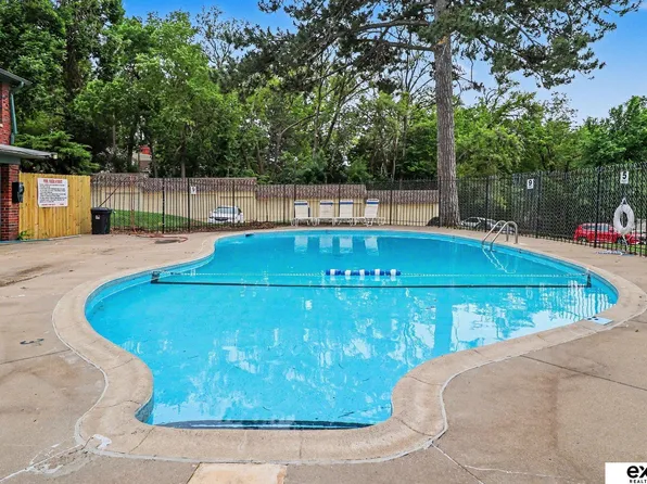 12025 Pierce Plz APT 324, Omaha, NE 68144