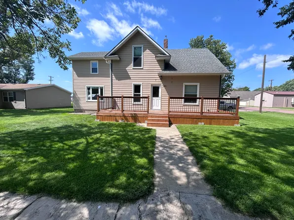 541 Poplar St, Alexandria, SD 57311