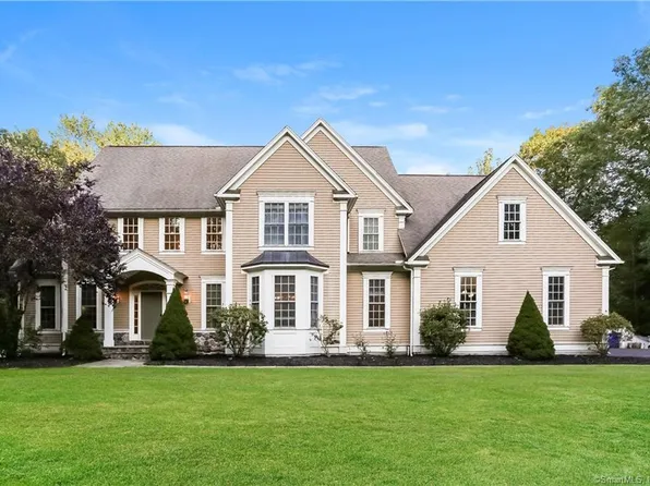 48 Wilders Pass, Canton, CT 06019