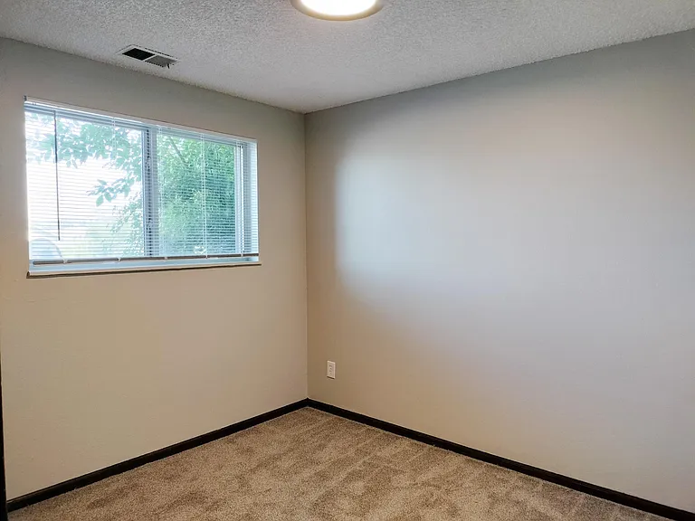 309 Zeta St #3 — Photo 10