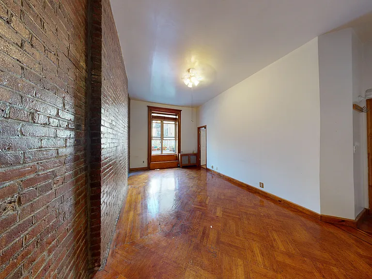 325 W 88th St #8 — Photo 6